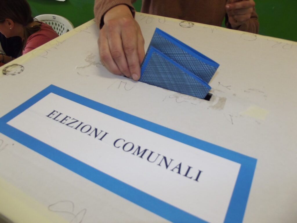 Elezioni amministrative. Seggi insediati nei 17 comuni calabresi al voto