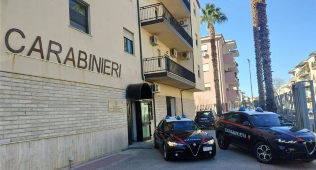Tentano di vendere falso oro in un compro oro: due arresti a Mirto Crosia