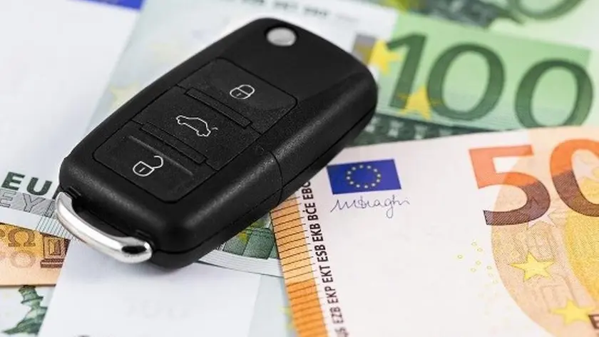 Rc auto, in Calabria premi in salita: +3,4% in sei mesi