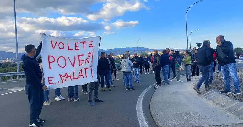 Corigliano-Rossano, la protesta contro il caro carburante coinvolge anche i pescatori