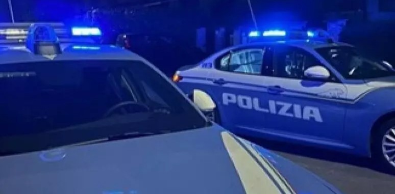 Crotone. Discoteca oltre la capienza e vie di fuga ostruite: la Polizia ferma la serata